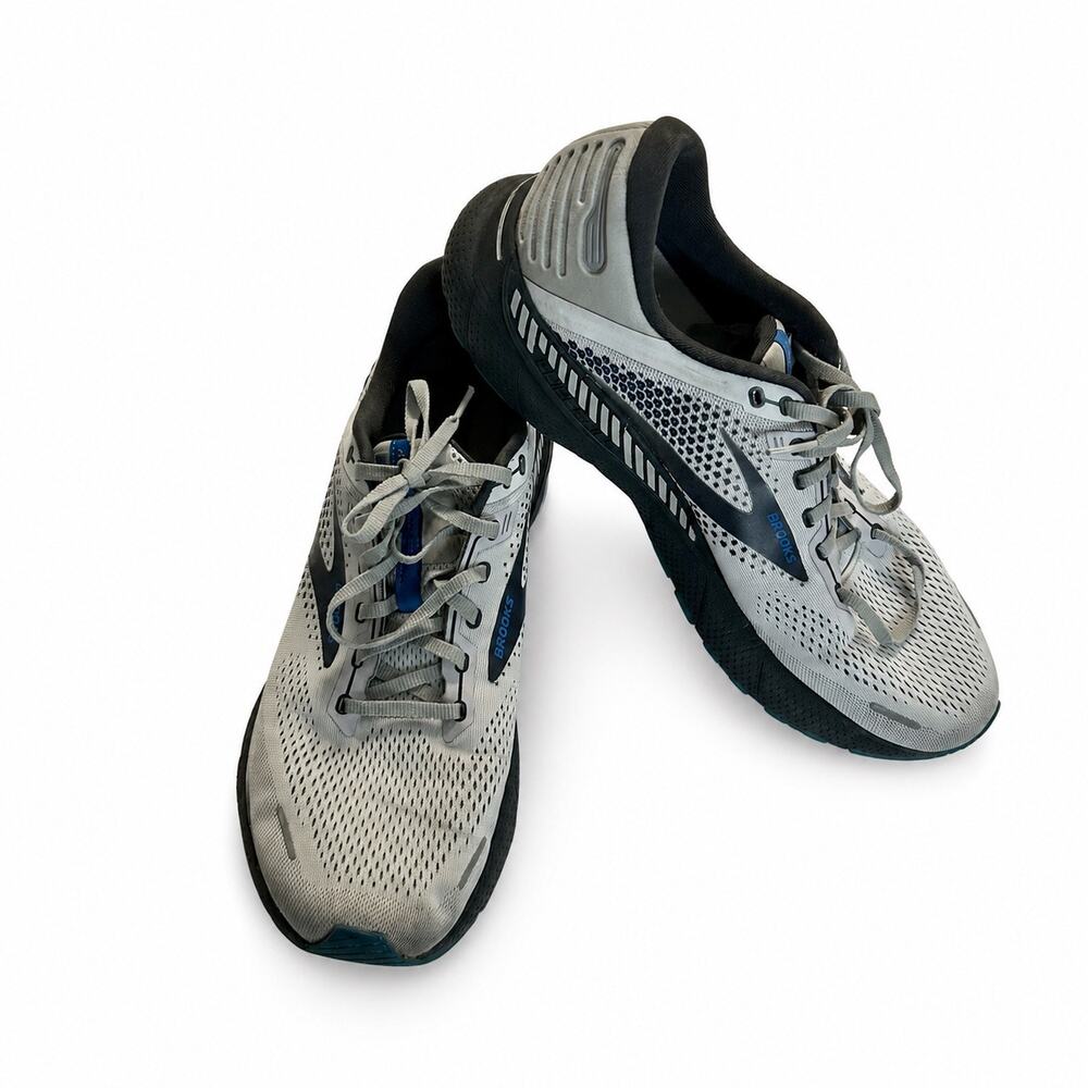 Brooks men’s adrenaline guys 23 running sneakers in blue, gray and black. Sz 13